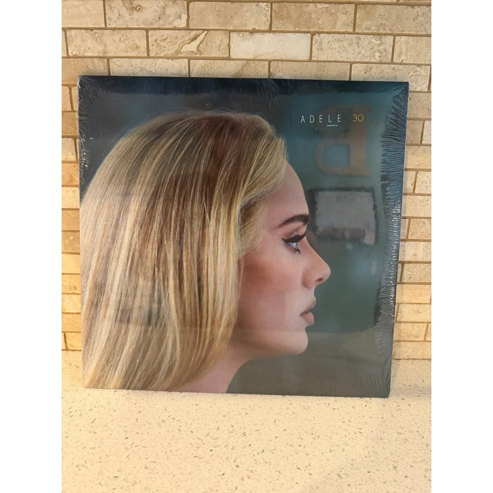 Adele 30 Limited Edition 2LP Clear Vinyl Walmart Exclusive